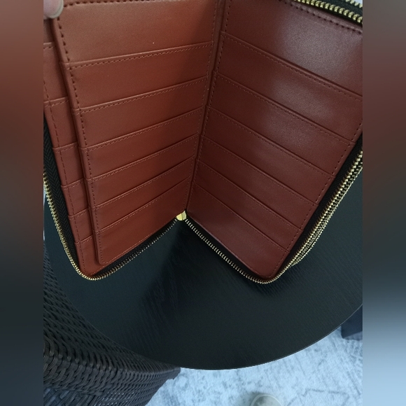 Joy Mangano double zip wallet/wristlet - Picture 9 of 11